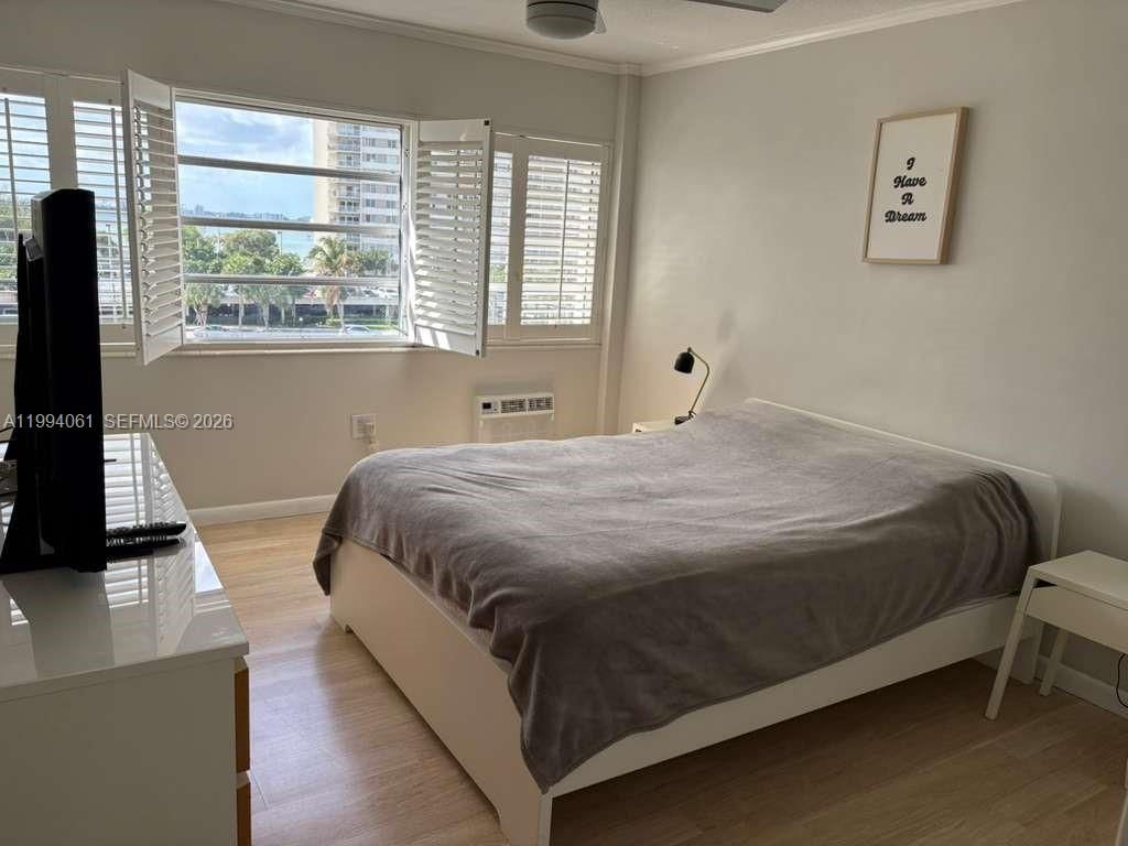 220 Kings Point Dr , Unit 509, Sunny Isles Beach, FL 33160 Photo