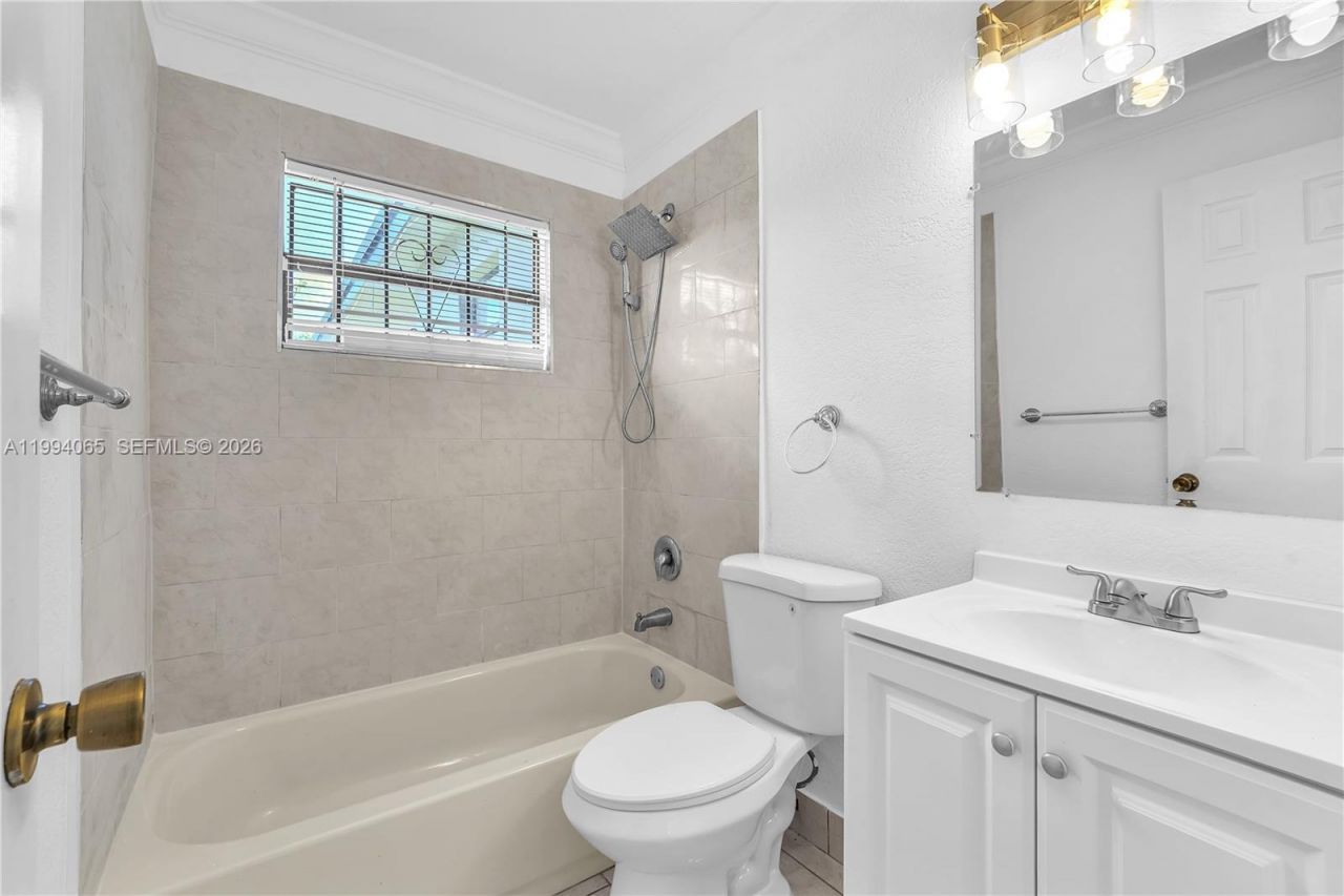 10960 SW 219th Street , Miami, FL 33170 Photo