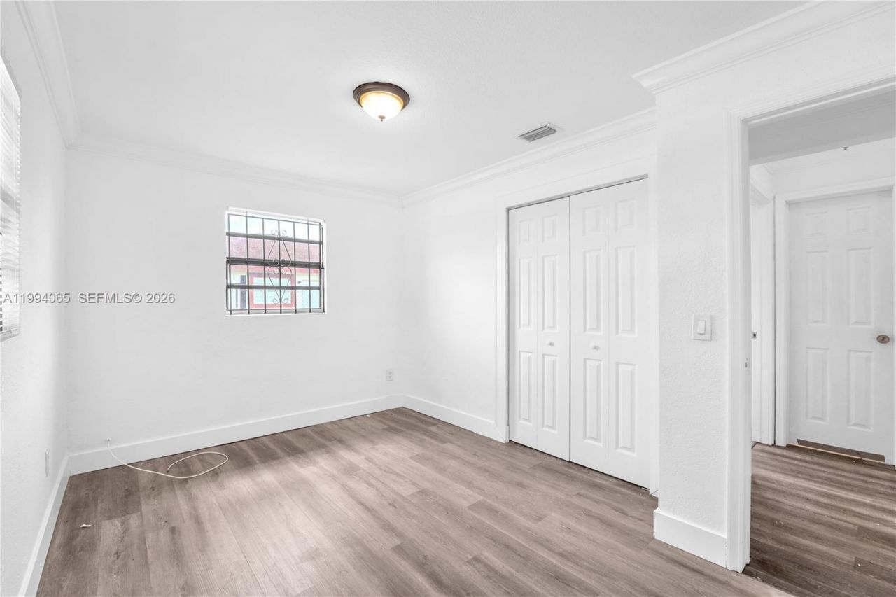 10960 SW 219th Street , Miami, FL 33170 Photo