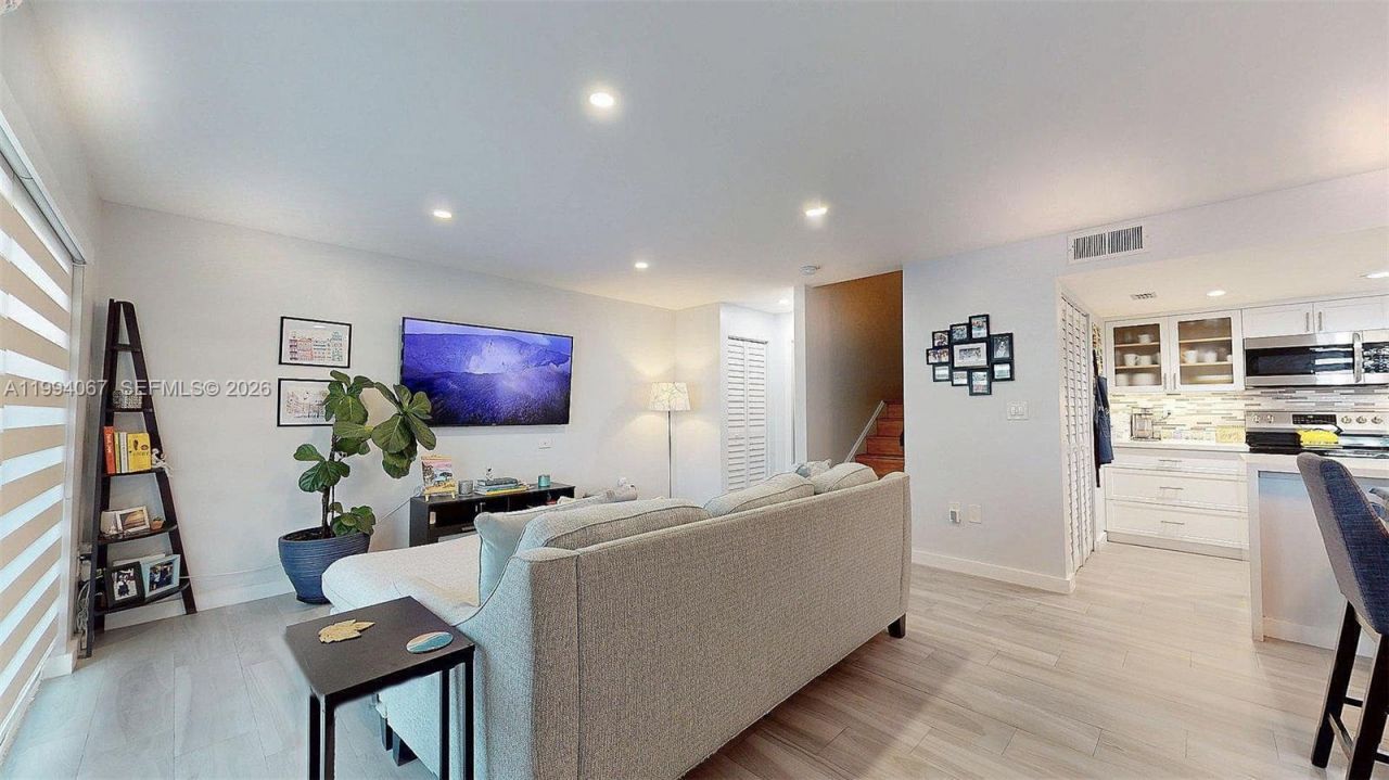 6840 SW 45th Ln , Unit 5, Miami, FL 33155 Photo