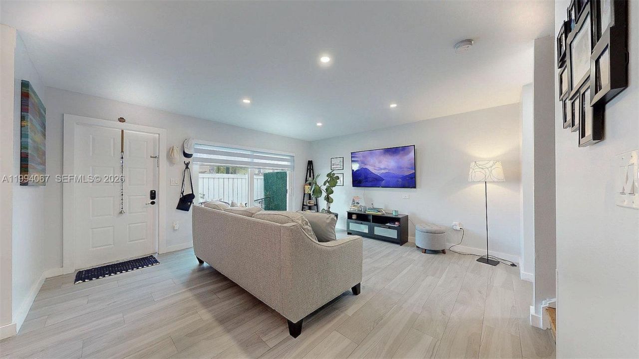 6840 SW 45th Ln , Unit 5, Miami, FL 33155 Photo