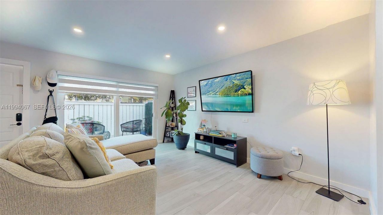 6840 SW 45th Ln , Unit 5, Miami, FL 33155 Photo