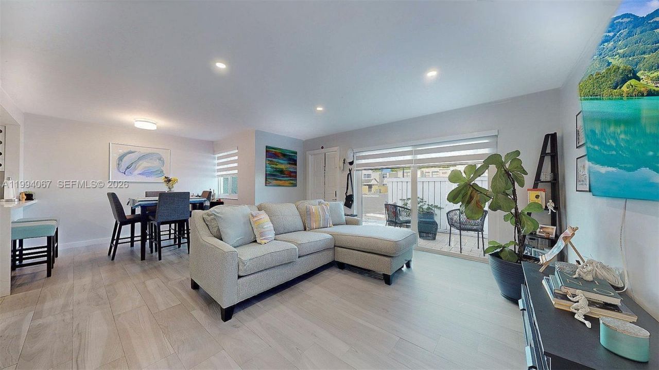 6840 SW 45th Ln , Unit 5, Miami, FL 33155 Photo