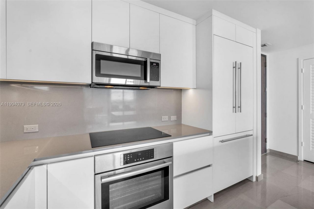 68 SE 6th St, Unit 3108, Miami, FL 33131 Photo