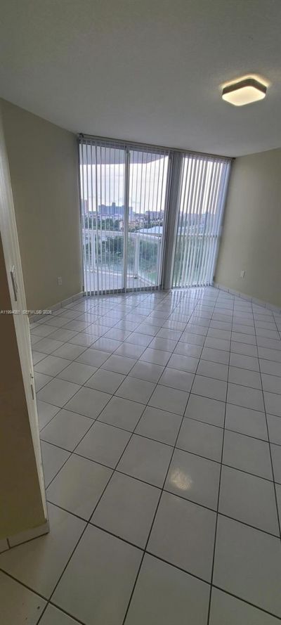 17275 Collins Ave, Unit 801, Sunny Isles Beach, FL 33160 Photo