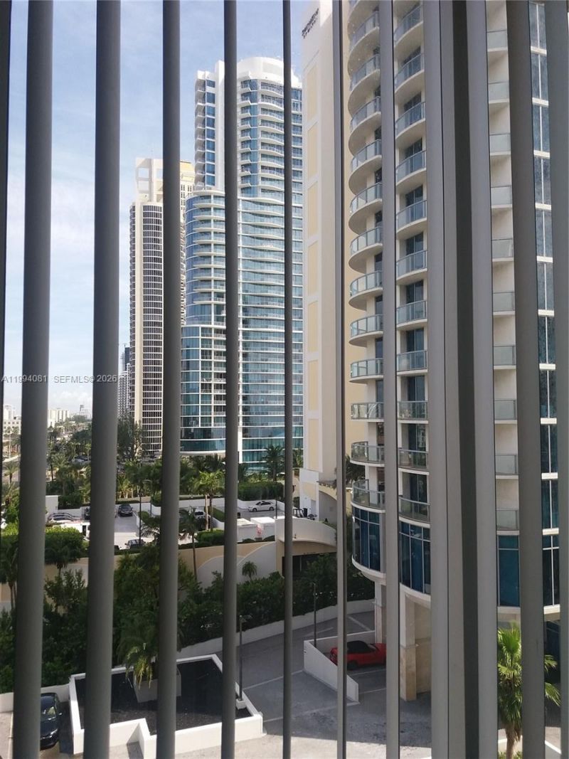 17275 Collins Ave, Unit 801, Sunny Isles Beach, FL 33160 Photo