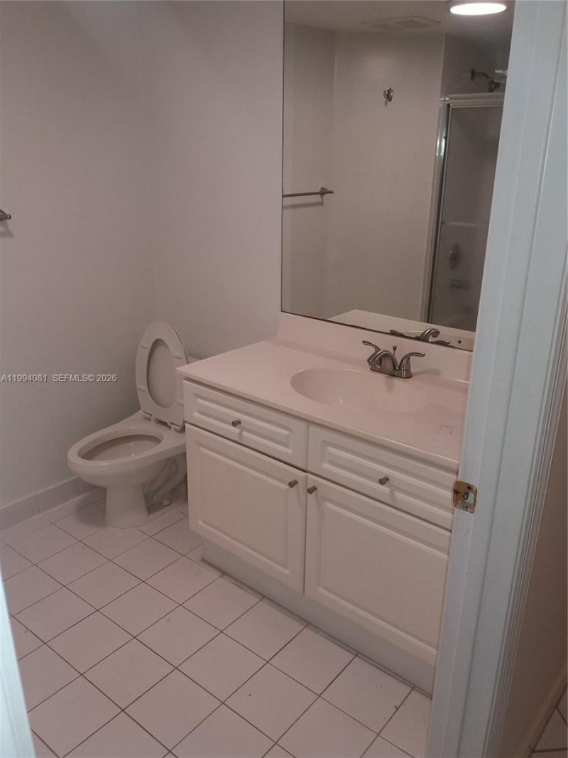 17275 Collins Ave, Unit 801, Sunny Isles Beach, FL 33160 Photo