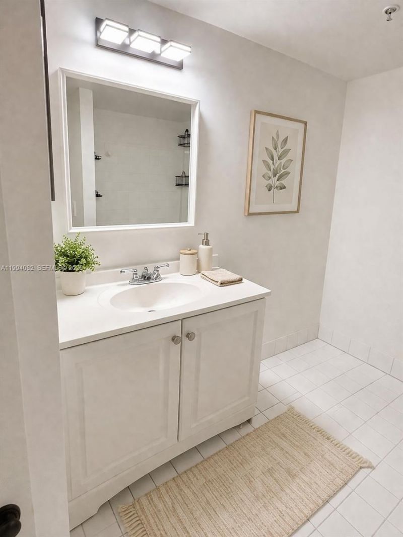 440 S Park Rd, Unit 4-303, Hollywood, FL 33021 Photo