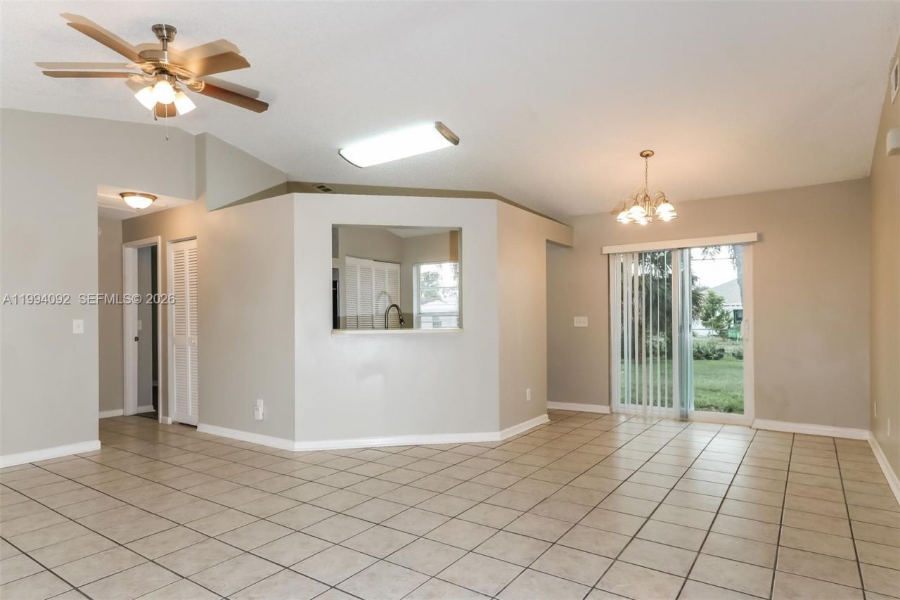1274 SW Byron St , Port Saint Lucie, FL 34983 Photo