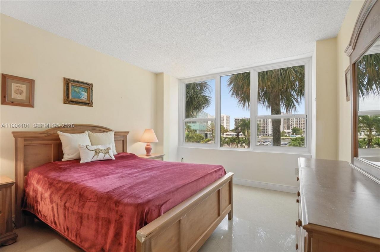 3505 S Ocean Dr, Unit 201, Hollywood, FL 33019 Photo