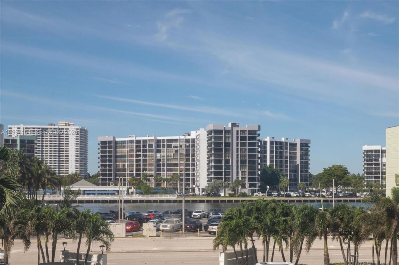 3505 S Ocean Dr, Unit 201, Hollywood, FL 33019 Photo