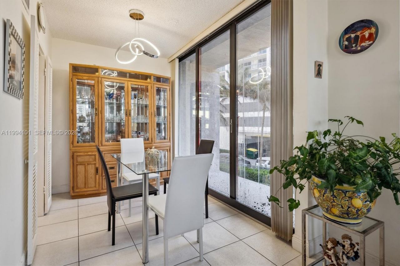 3505 S Ocean Dr, Unit 201, Hollywood, FL 33019 Photo