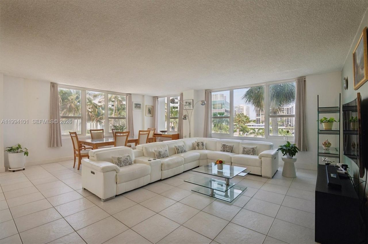 3505 S Ocean Dr, Unit 201, Hollywood, FL 33019 Photo
