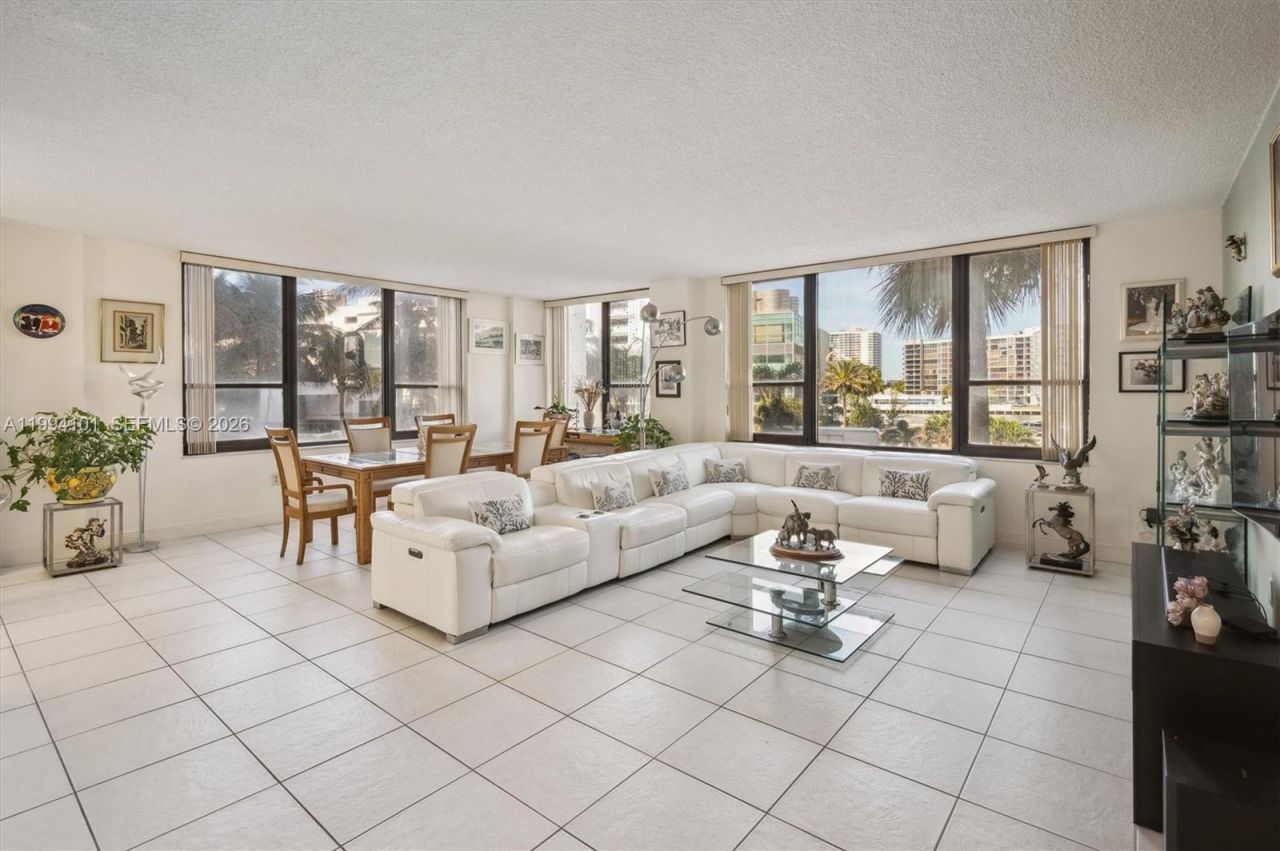 3505 S Ocean Dr, Unit 201, Hollywood, FL 33019 Photo