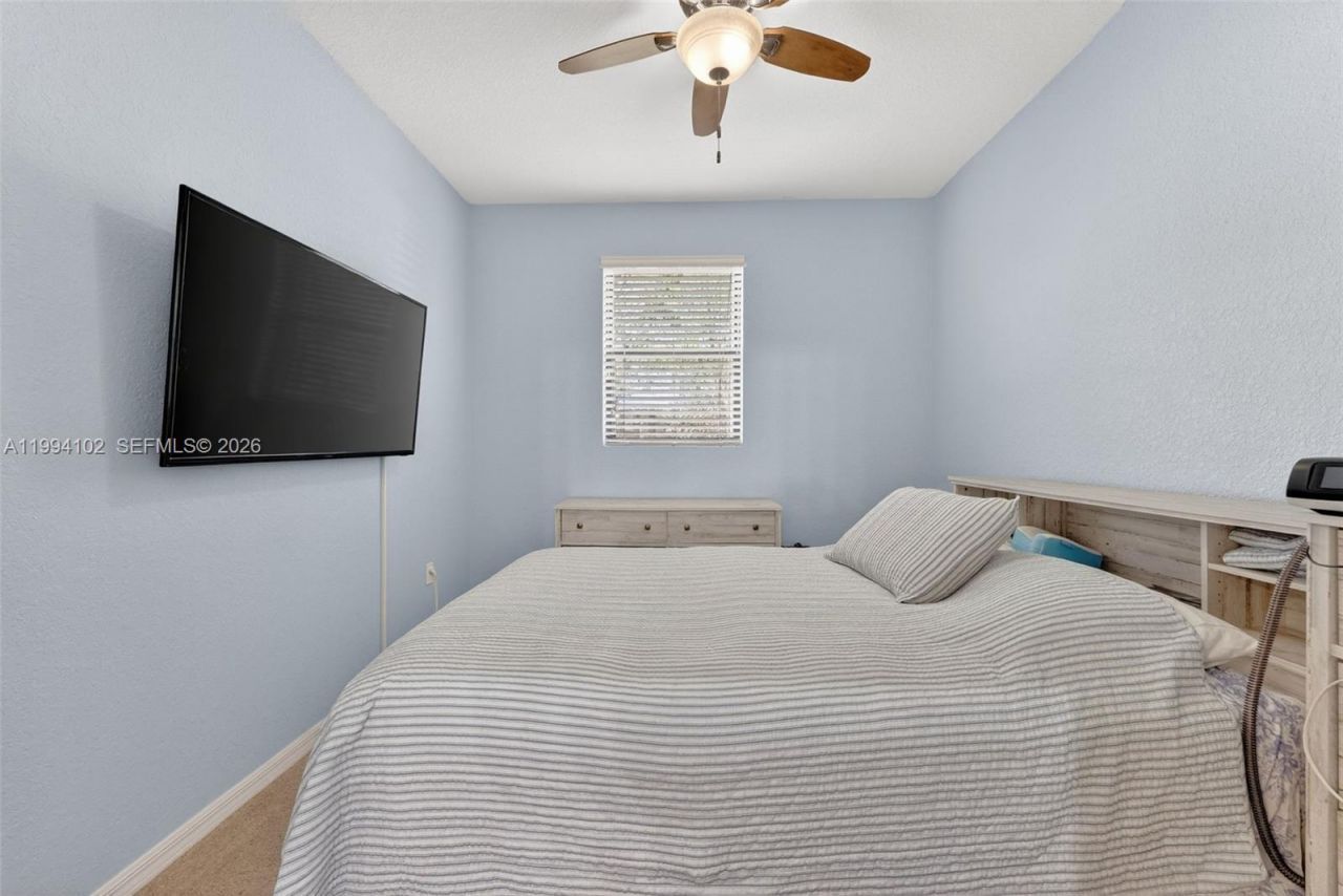 728 NE 34th Ave , Homestead, FL 33033 Photo