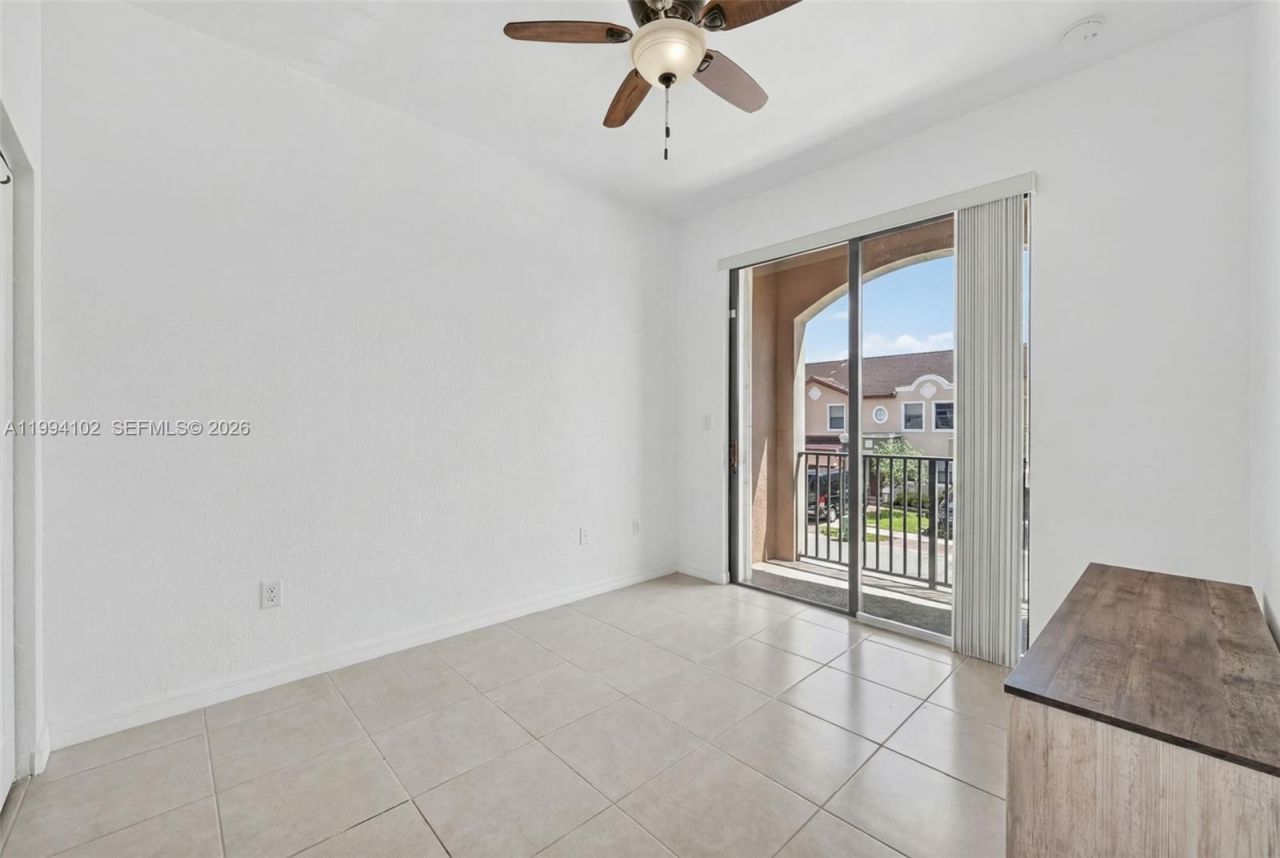 728 NE 34th Ave , Homestead, FL 33033 Photo