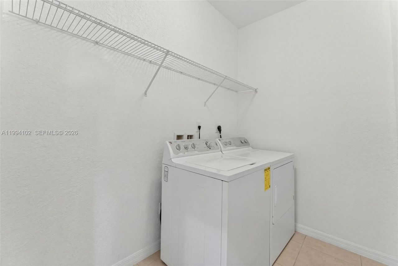 728 NE 34th Ave , Homestead, FL 33033 Photo