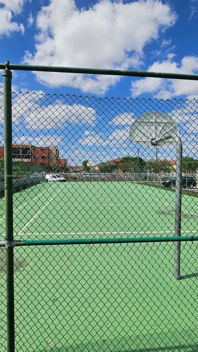 8075 NW 7th St, Unit 401, Miami, FL 33126 Photo