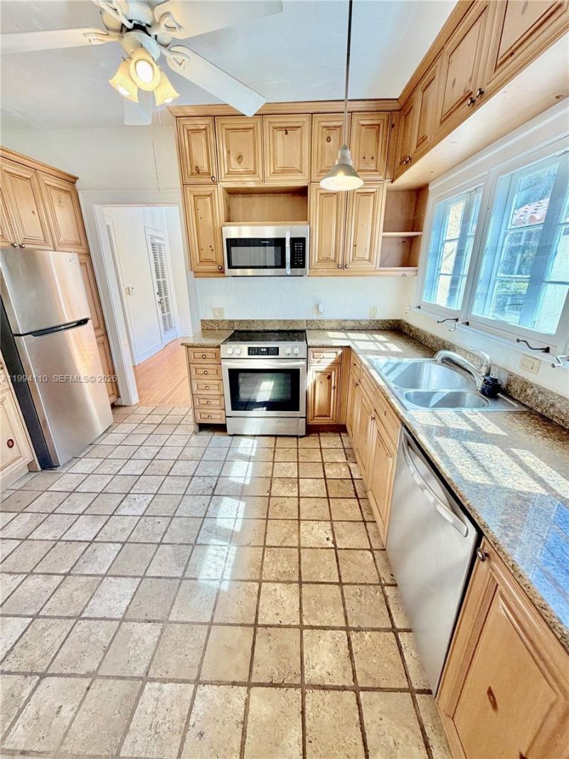 1306 Madrid St, Coral Gables, FL 33134 Photo