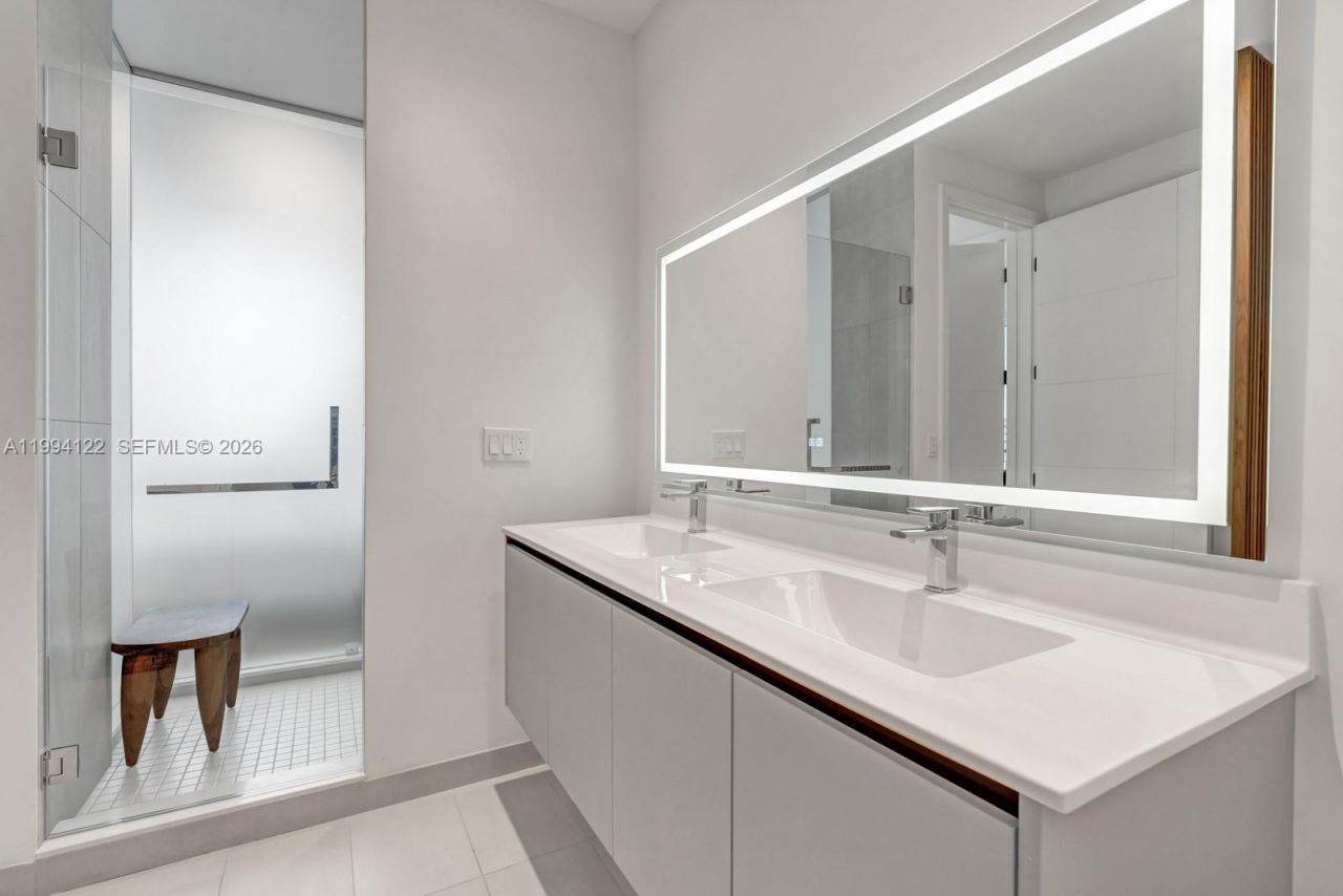 1030 15th St, Unit PH3, Miami Beach, FL 33139 Photo