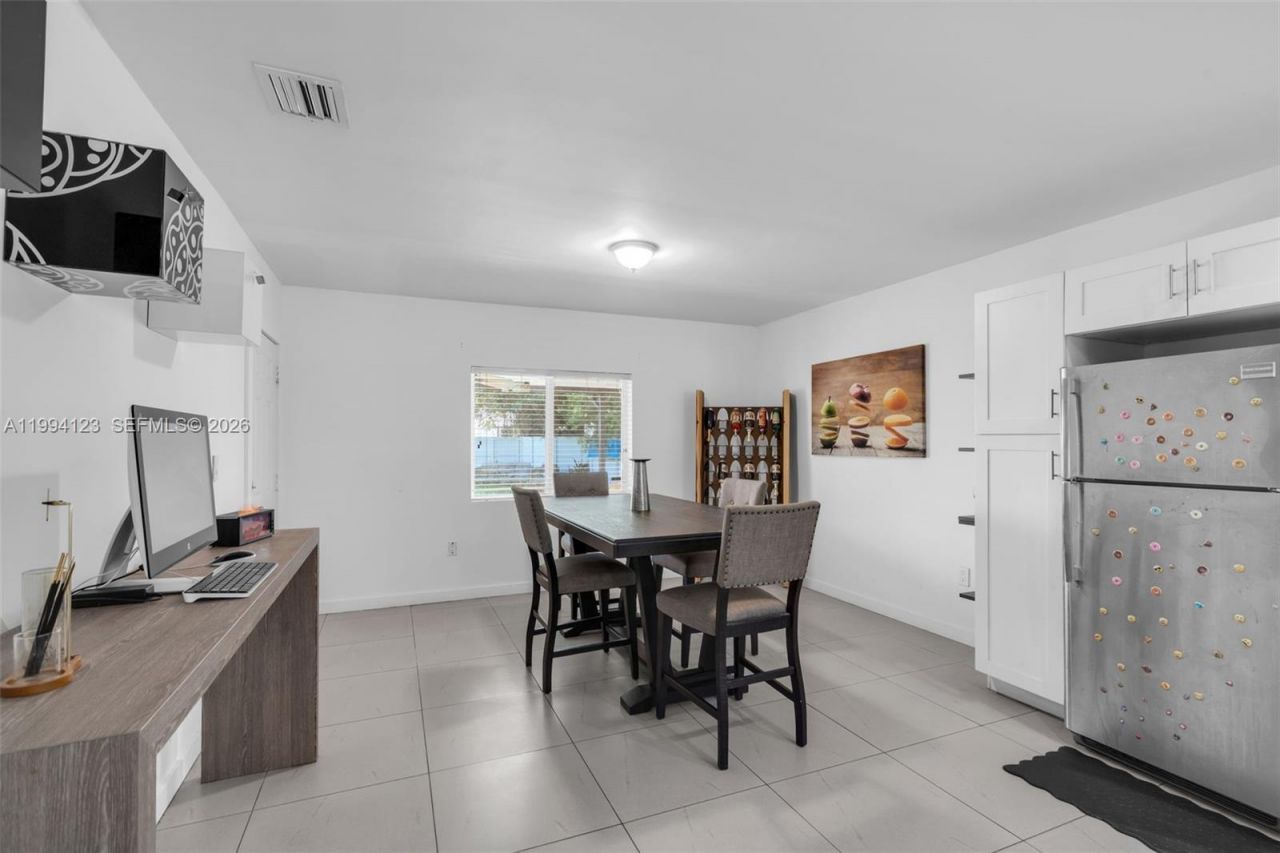 2346 NW 81st Ter , Miami, FL 33147 Photo