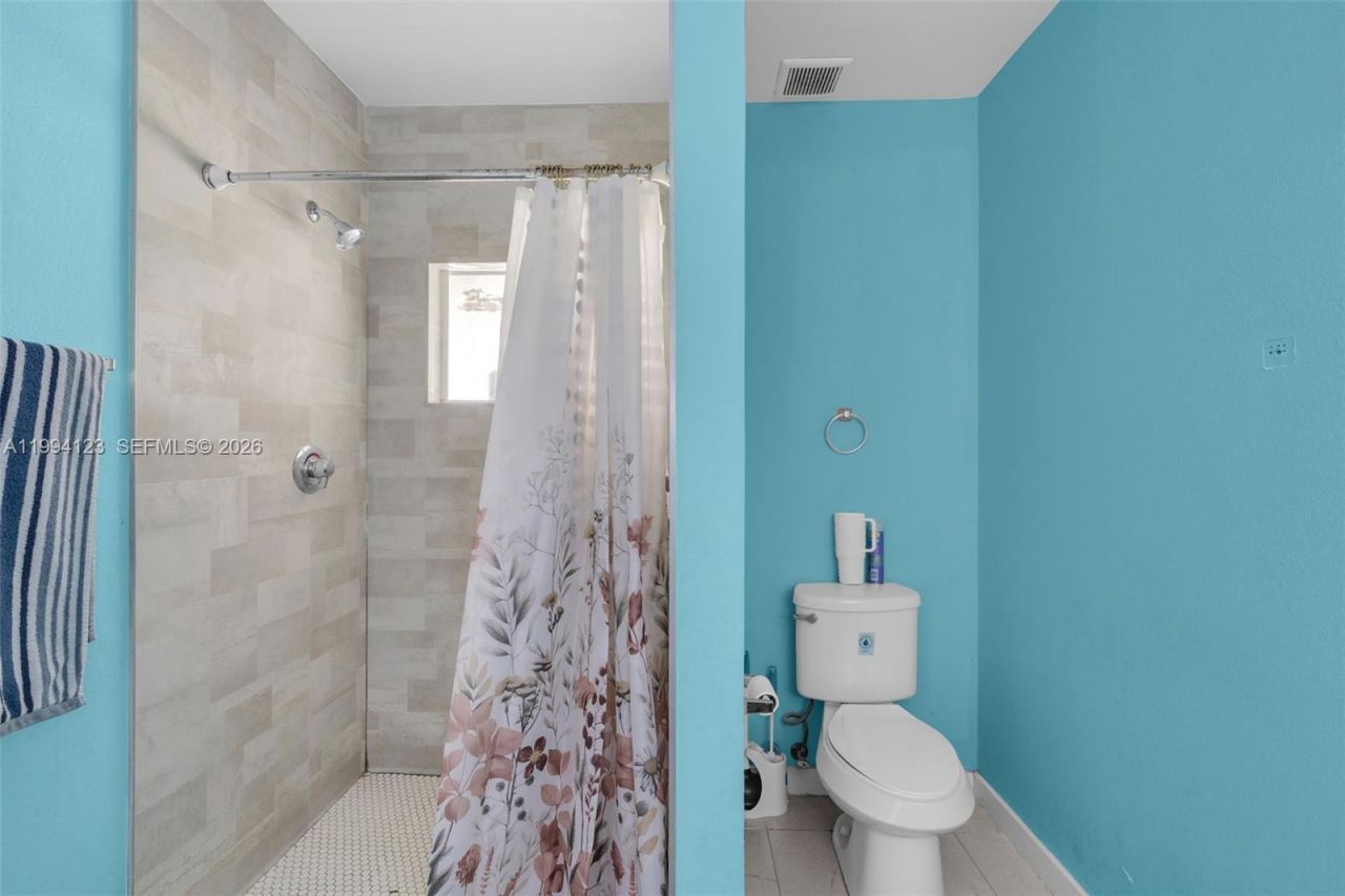 2346 NW 81st Ter , Miami, FL 33147 Photo