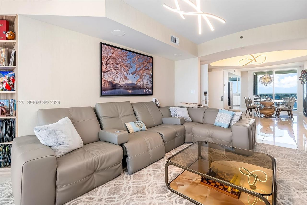 19111 Collins Ave, Unit 3307, Sunny Isles Beach, FL 33160 Photo