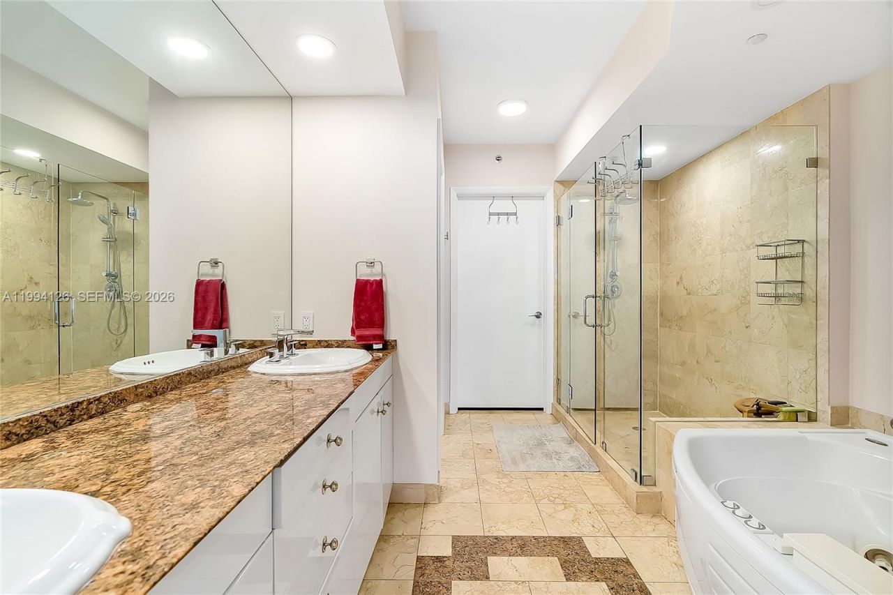 19111 Collins Ave, Unit 3307, Sunny Isles Beach, FL 33160 Photo