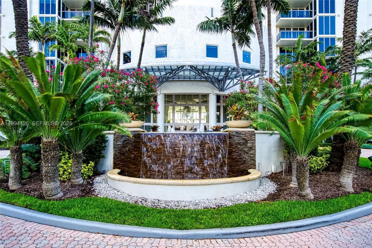 19111 Collins Ave, Unit 3307, Sunny Isles Beach, FL 33160 Photo