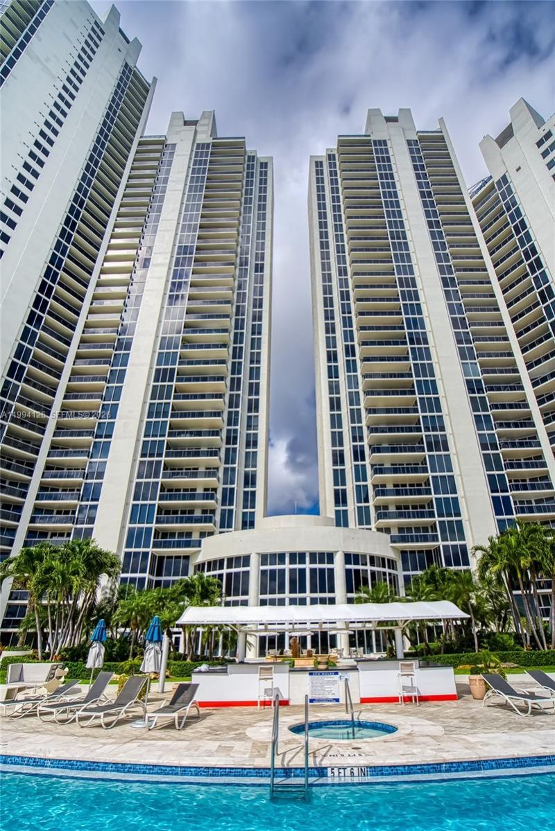 19111 Collins Ave, Unit 3307, Sunny Isles Beach, FL 33160 Photo