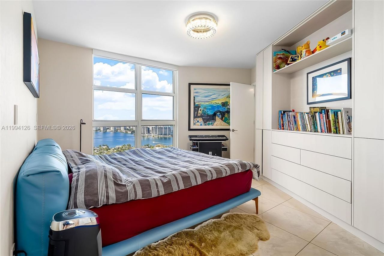 19111 Collins Ave, Unit 3307, Sunny Isles Beach, FL 33160 Photo