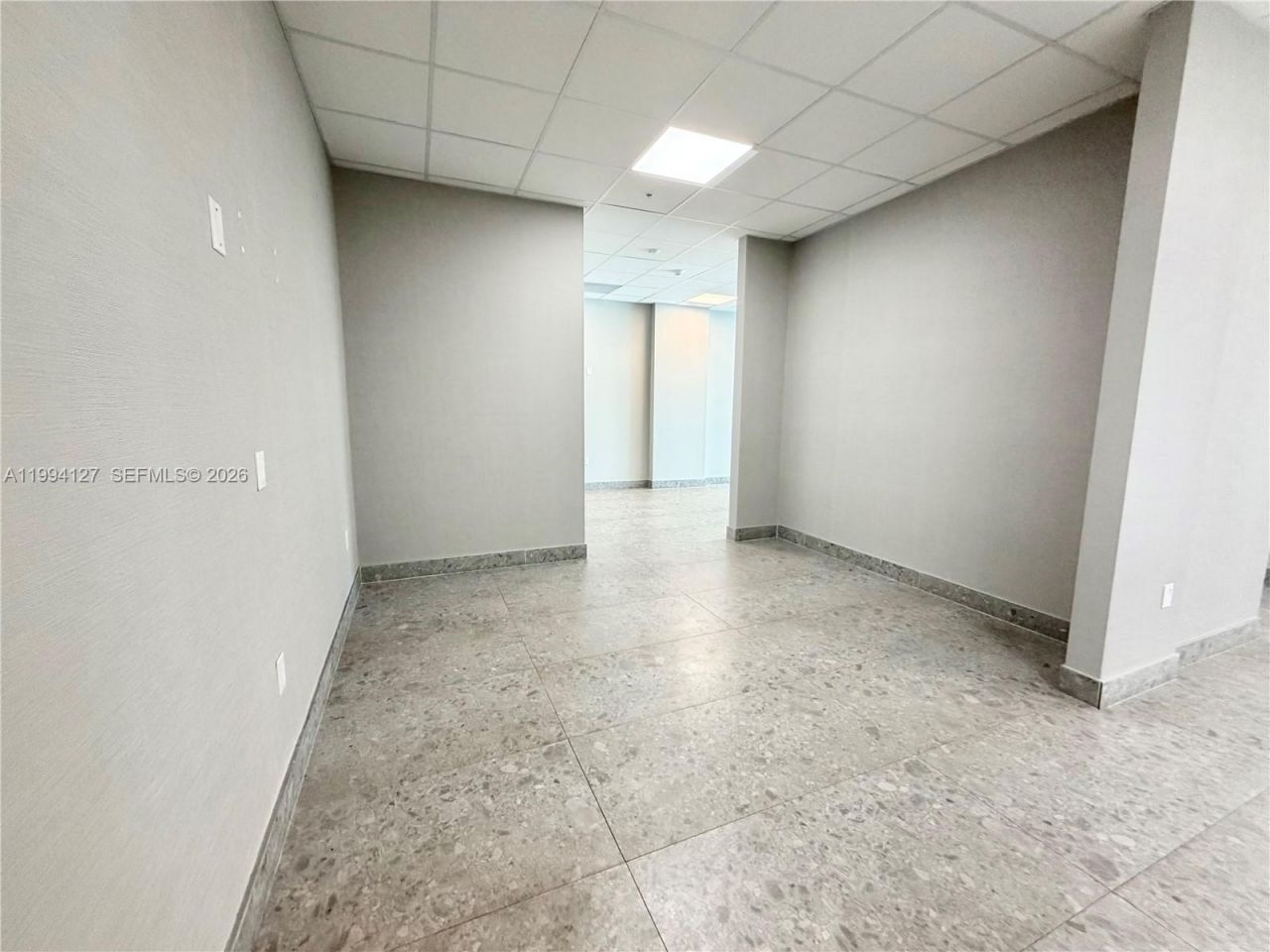 2820 NE 214th St, Unit 1001, Aventura, FL 33180 Photo