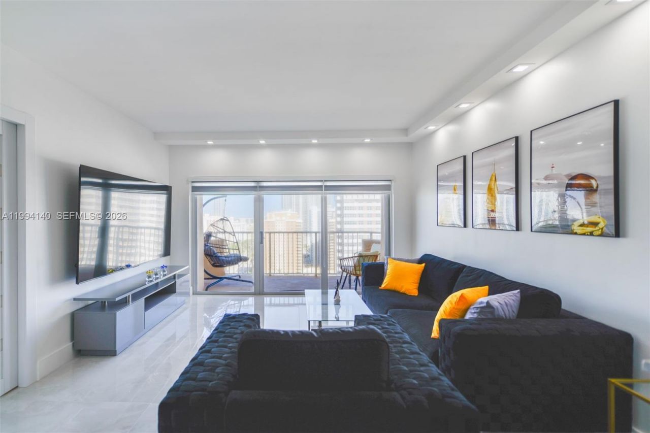 1980 S Ocean Dr , Unit 20K, Hallandale Beach, FL 33009 Photo