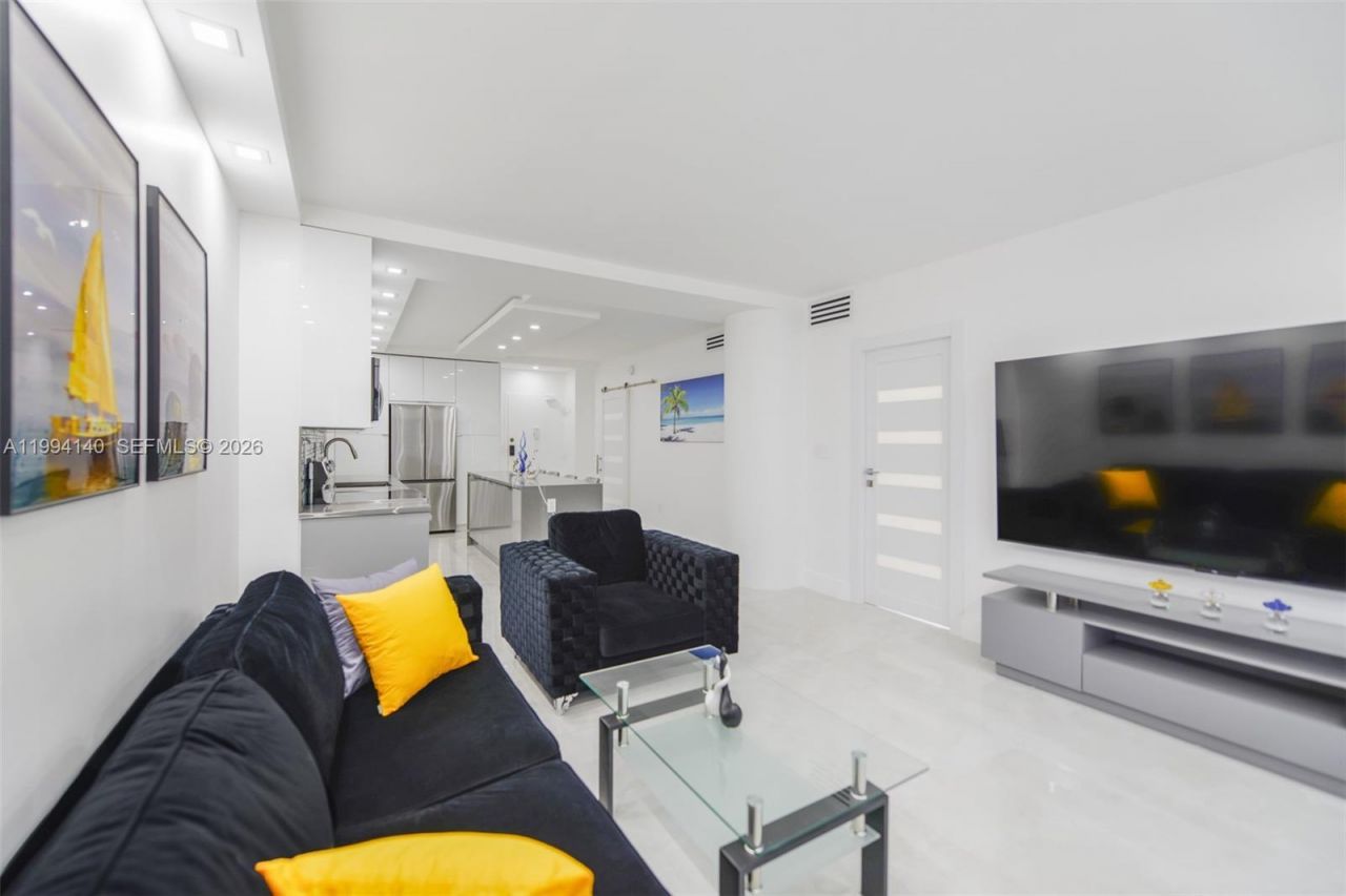 1980 S Ocean Dr , Unit 20K, Hallandale Beach, FL 33009 Photo