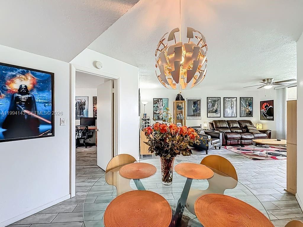 10401 W Broward Blvd , Unit 302, Plantation, FL 33324 Photo