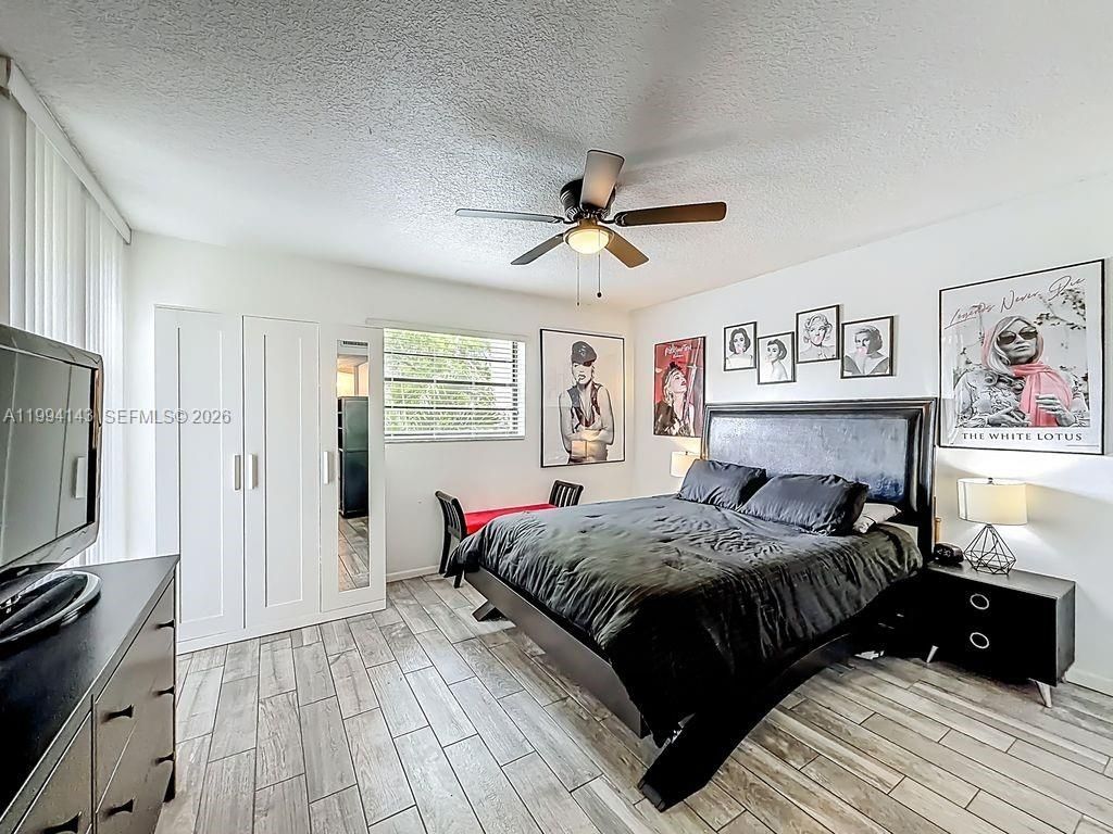 10401 W Broward Blvd , Unit 302, Plantation, FL 33324 Photo