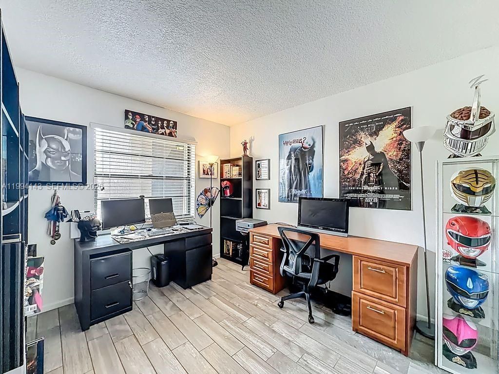 10401 W Broward Blvd , Unit 302, Plantation, FL 33324 Photo