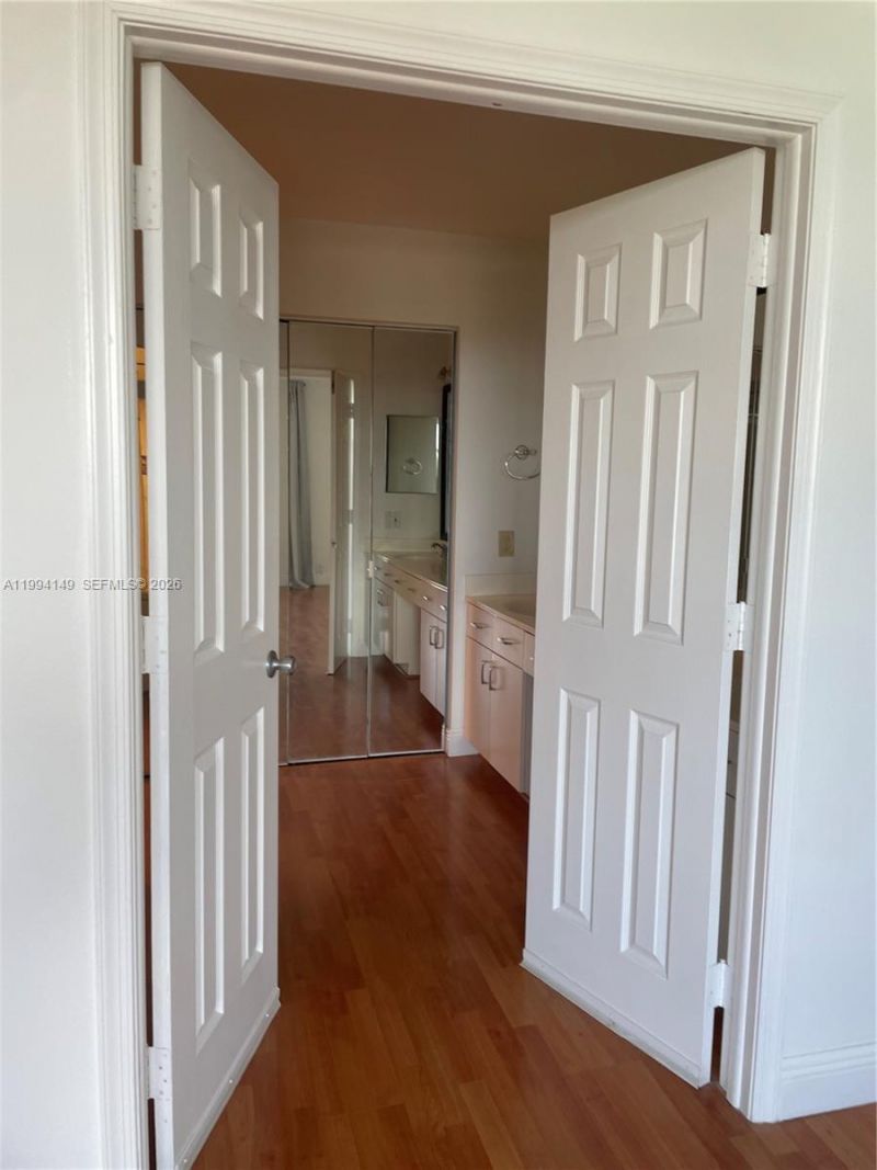 3530 Mystic Pointe Dr , Unit 1509, Aventura, FL 33180 Photo