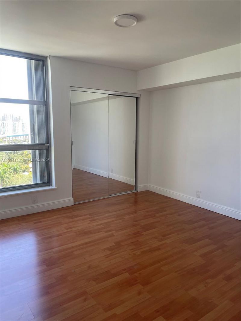 3530 Mystic Pointe Dr , Unit 1509, Aventura, FL 33180 Photo