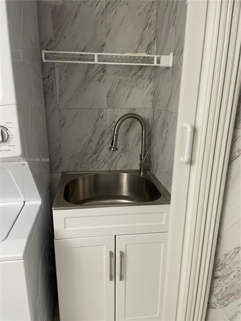 3530 Mystic Pointe Dr , Unit 1509, Aventura, FL 33180 Photo