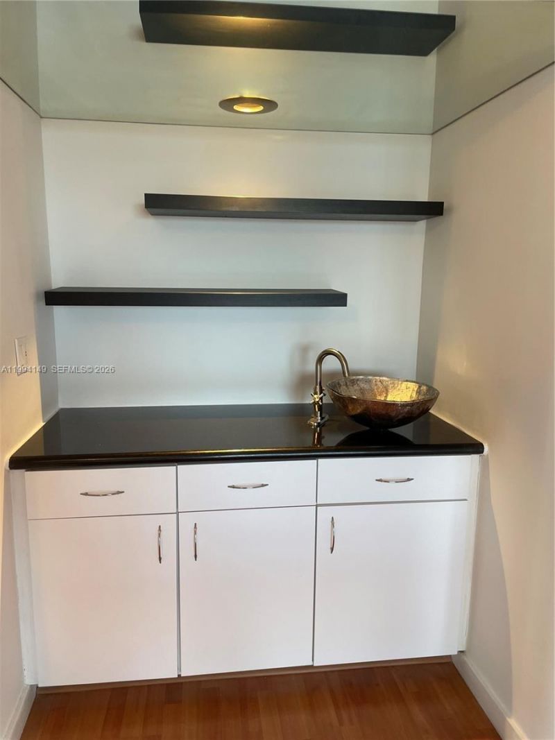 3530 Mystic Pointe Dr , Unit 1509, Aventura, FL 33180 Photo