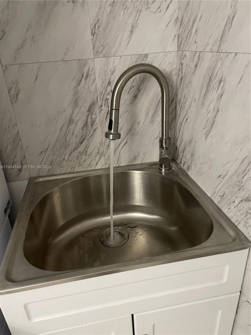 3530 Mystic Pointe Dr , Unit 1509, Aventura, FL 33180 Photo