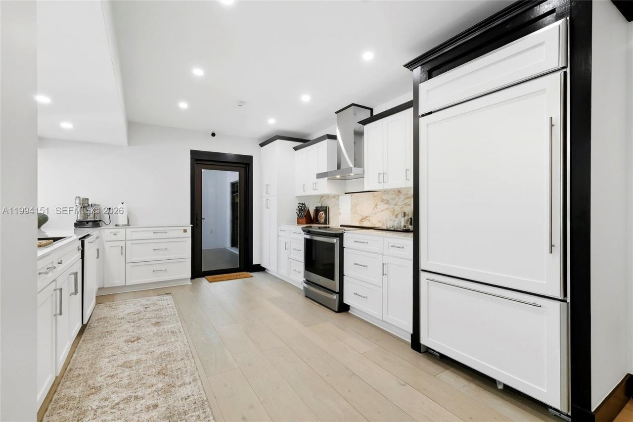 Please Call For Address, Miami, FL 33143 Photo