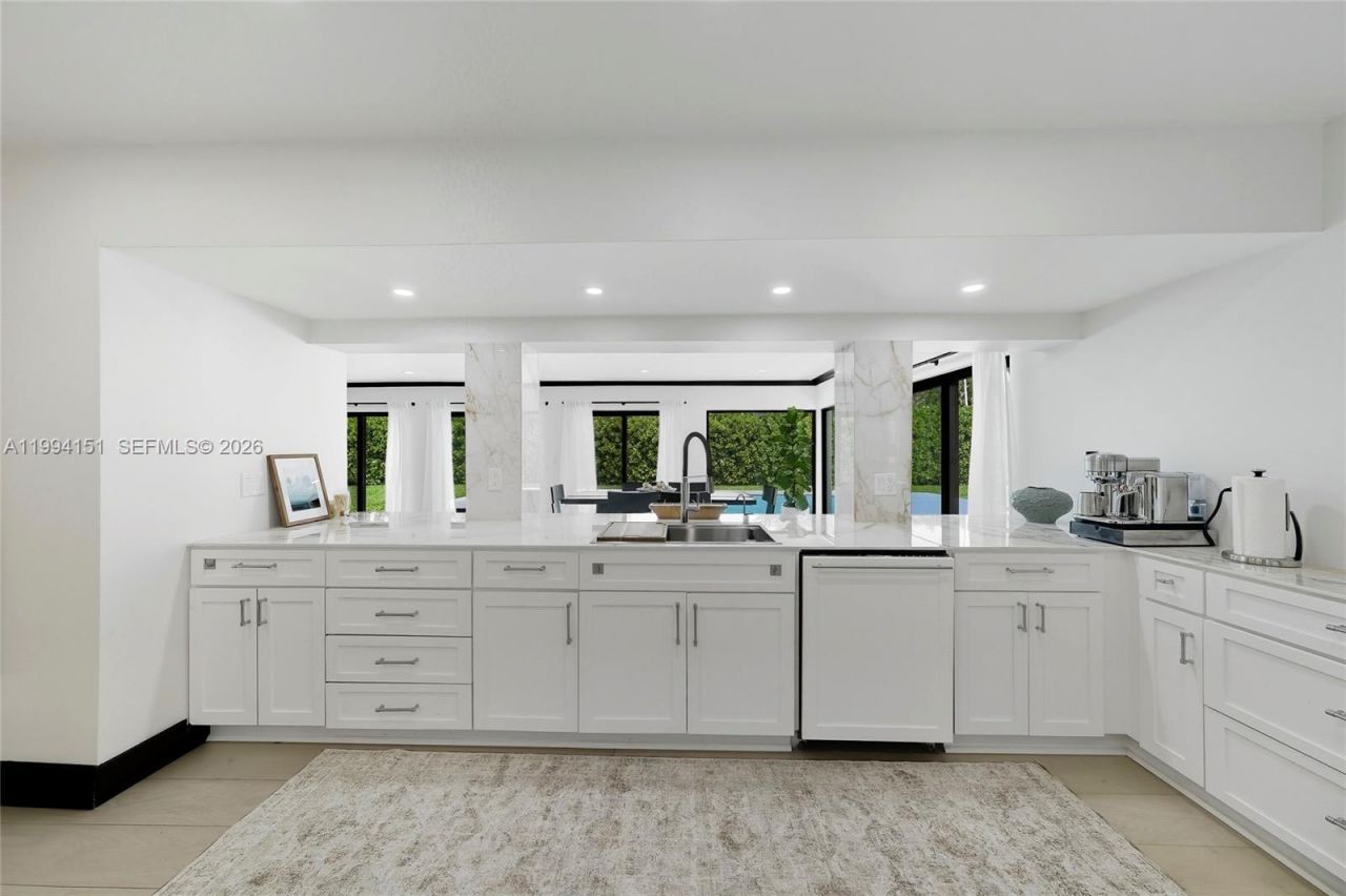 Please Call For Address, Miami, FL 33143 Photo