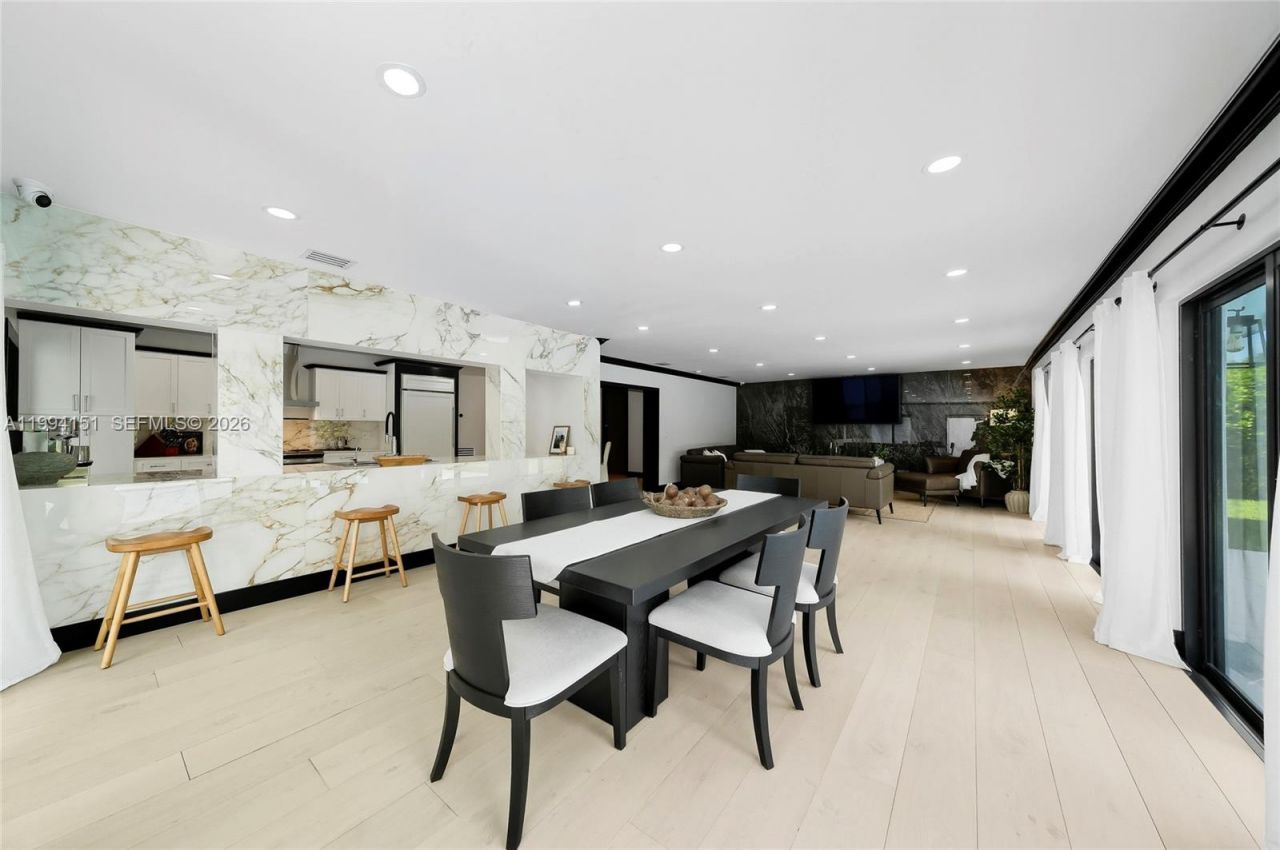 Please Call For Address, Miami, FL 33143 Photo