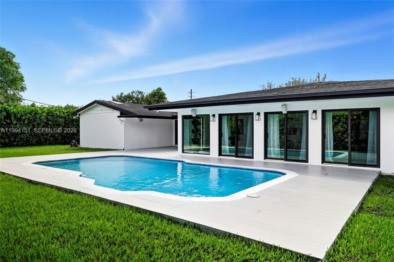 Please Call For Address, Miami, FL 33143 Photo