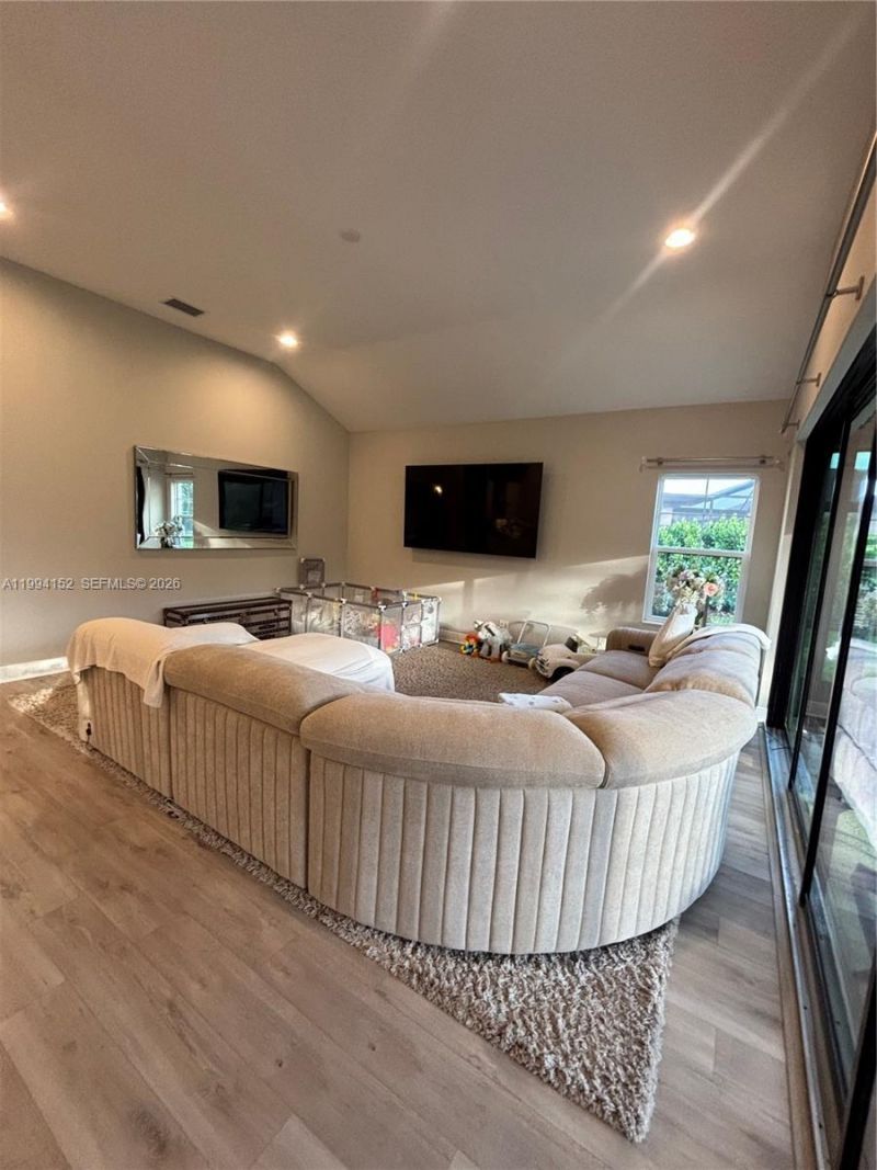 9173 Warm Springs Cir , Parrish, FL 34219 Photo