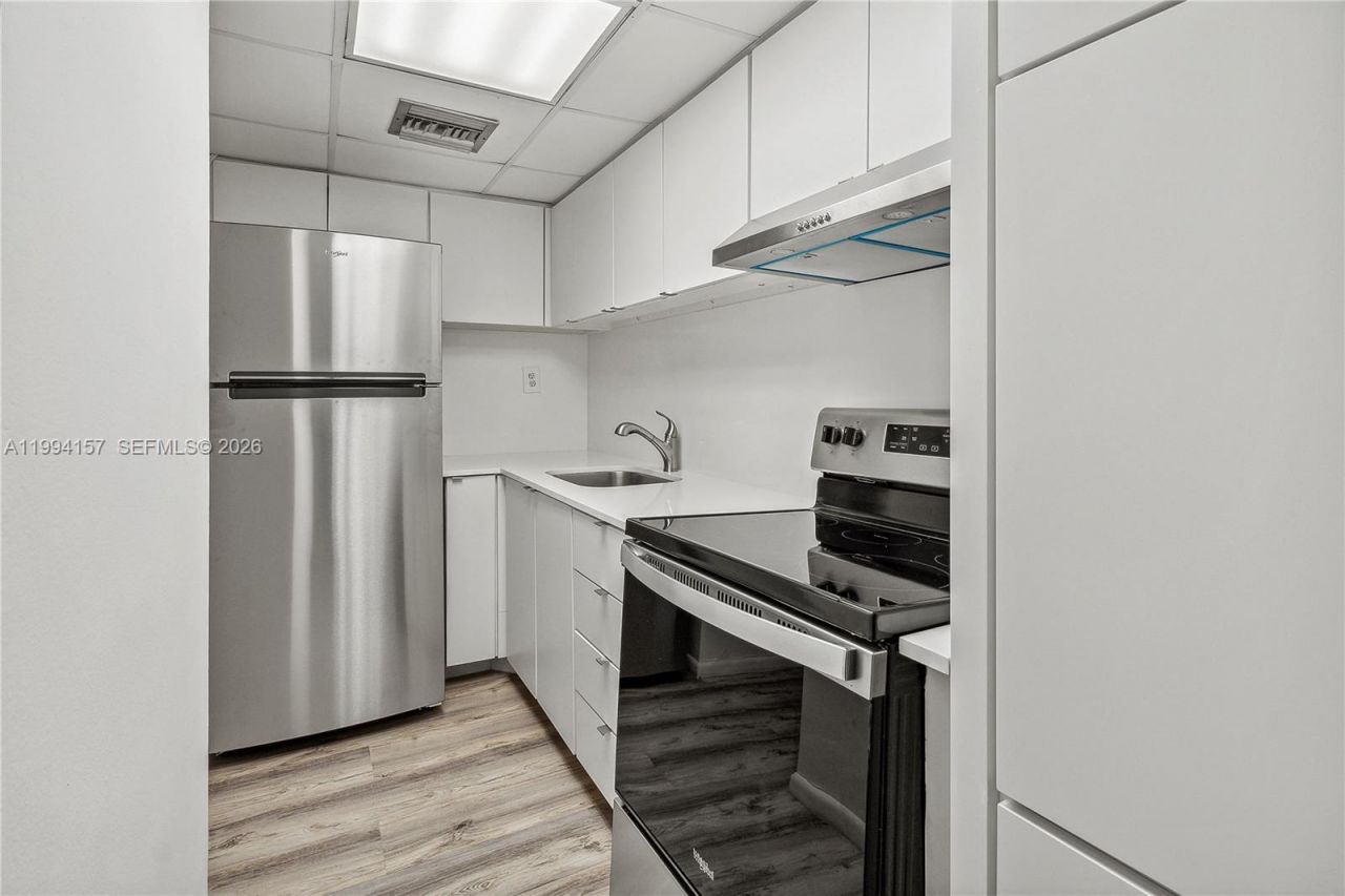 1200 West Ave , Unit PH-01, Miami Beach, FL 33139 Photo