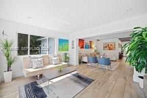 3551 E Glencoe St, Miami, FL 33133 Photo