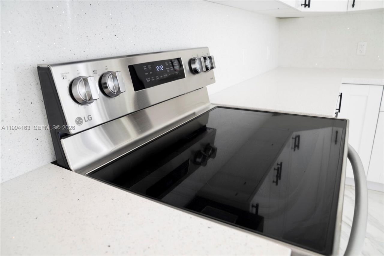 312 SE Via Sangro, Port Saint Lucie, FL 34952 Photo